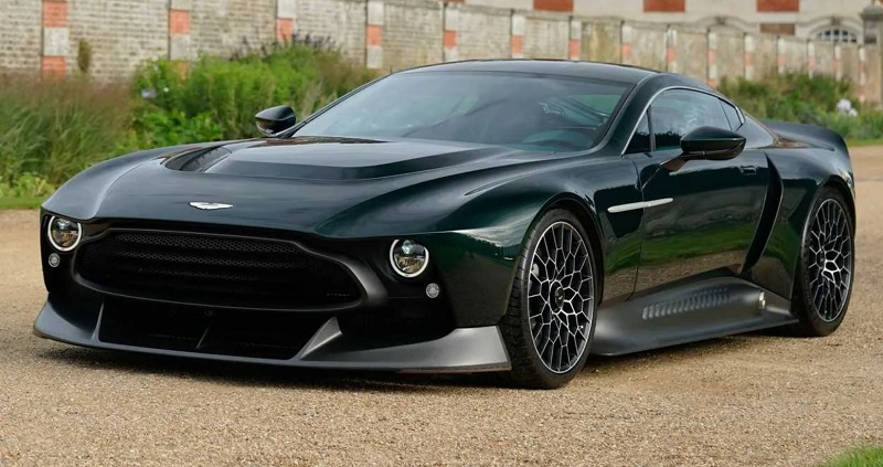 L’Aston Martin Victor
