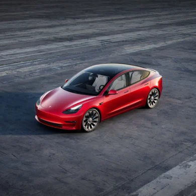 TESLA Model 3 est désormais 5 000 $ moins Cher que la moyenne des Voitures Neuves aux États-Unis